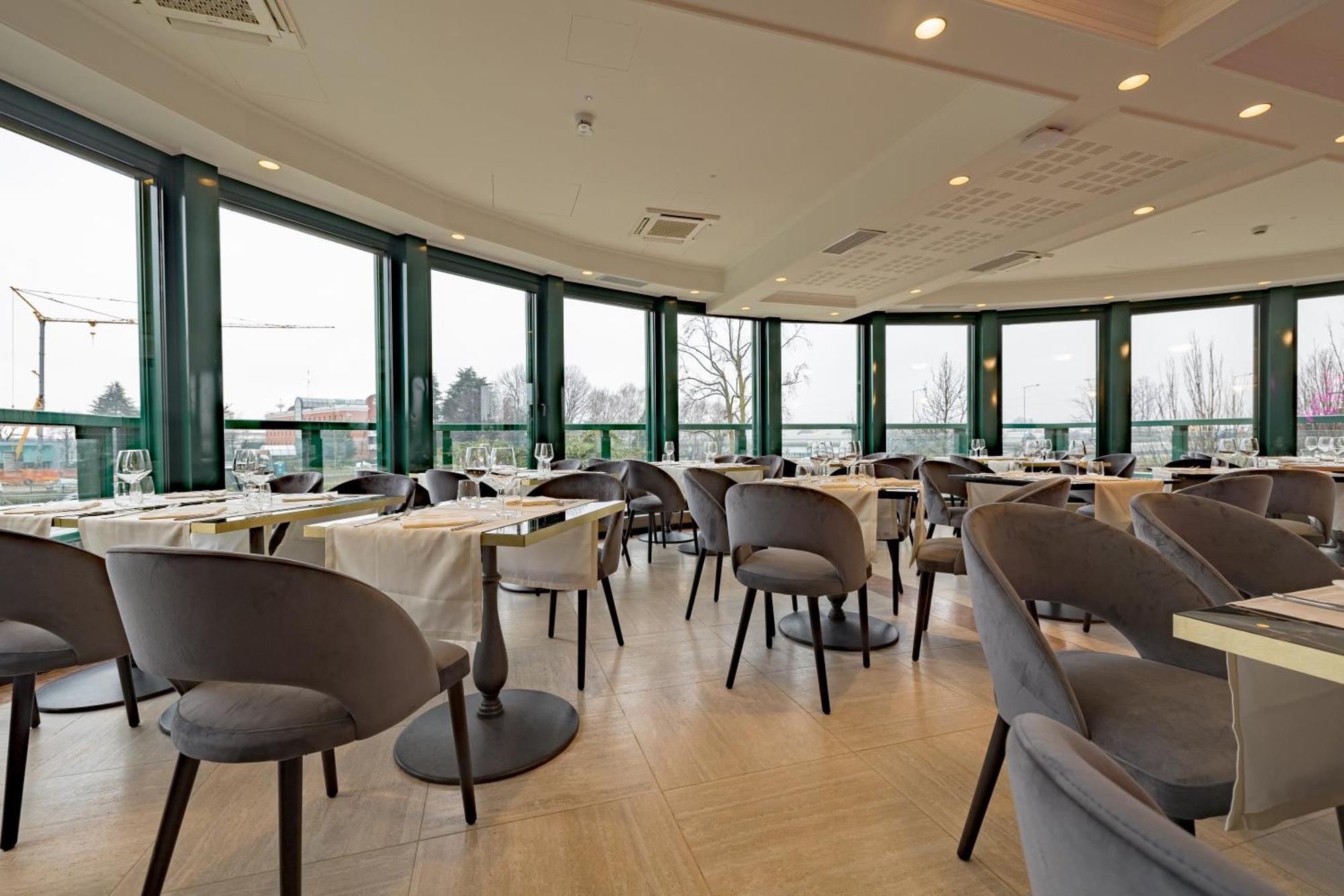 Just Hotel Saronno Eksteriør billede