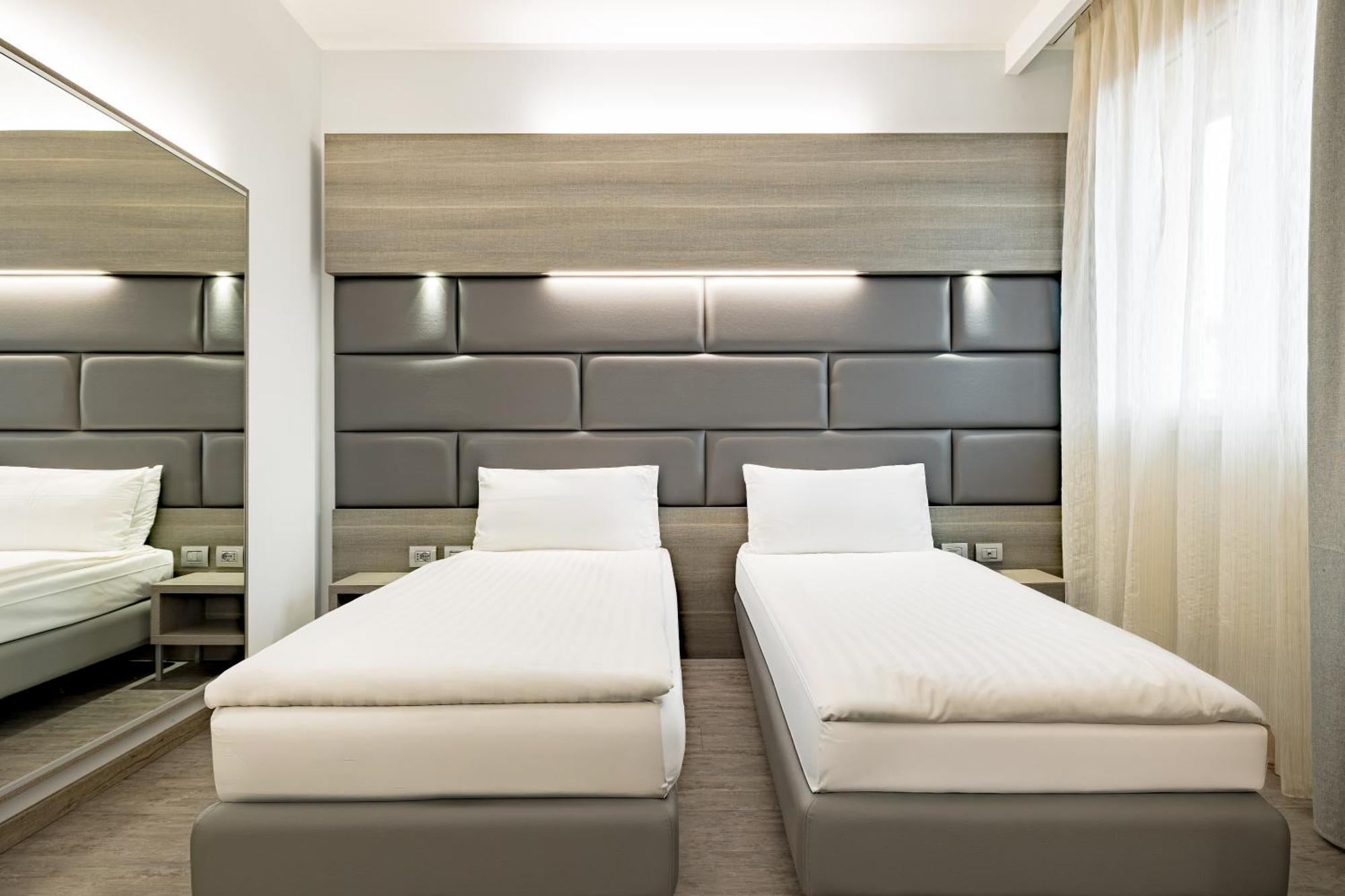 Just Hotel Saronno Eksteriør billede